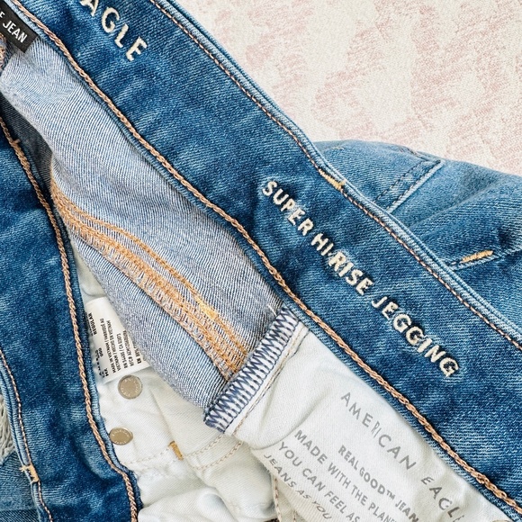 American Eagle Super Hi-Rise Jegging distressed sz 000 - Picture 9 of 10